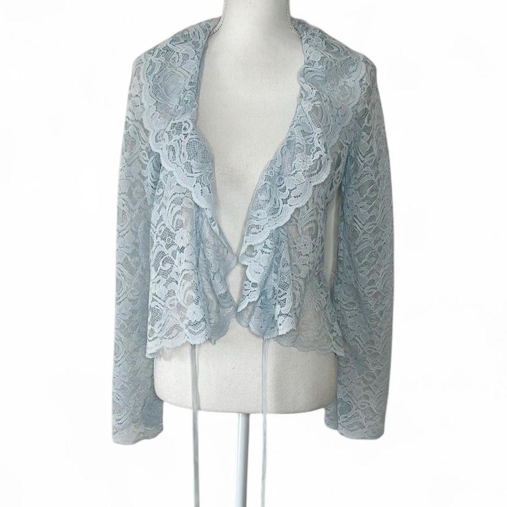 Moda International Lace Top - Picture 3 of 4